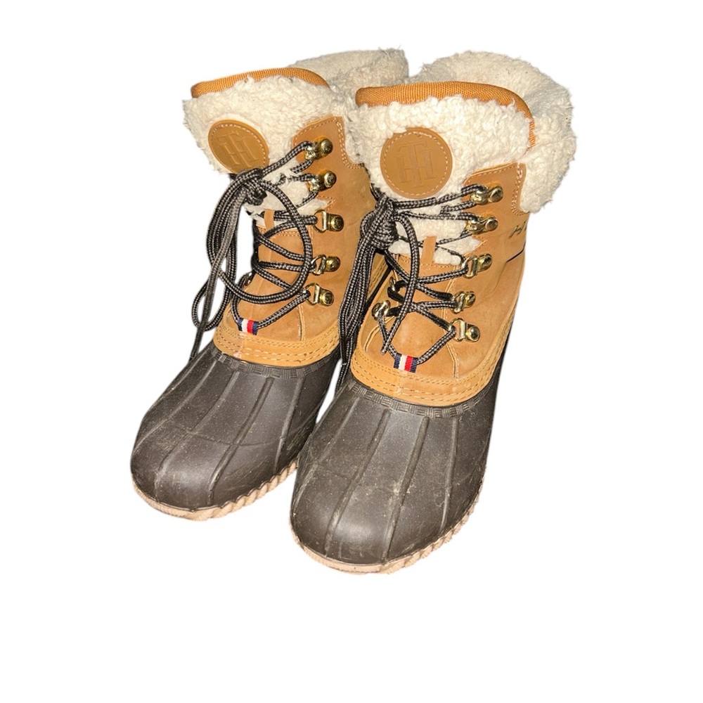 TOMMY HILFIGER WINTER BOOTS